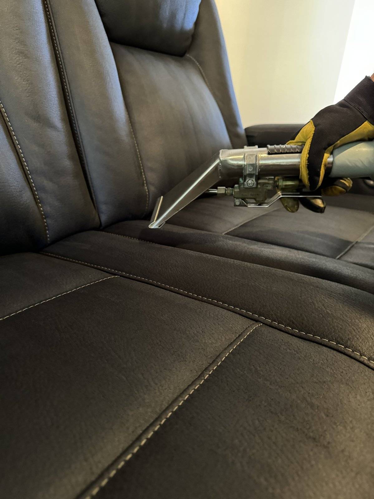 leather couch cleaning Robina CPH Services Gold Coast