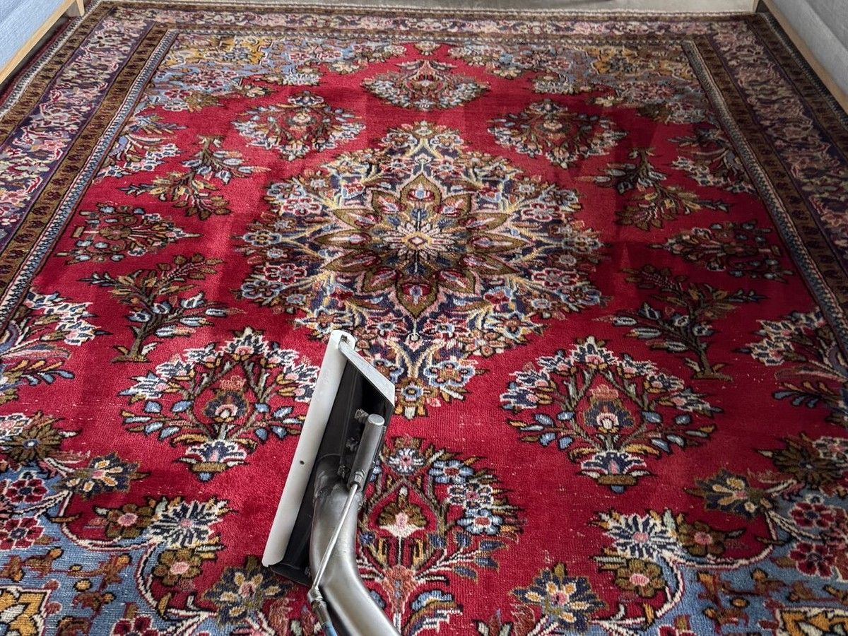 Wool vs Synthetic Rug Cleaning Gold Coast